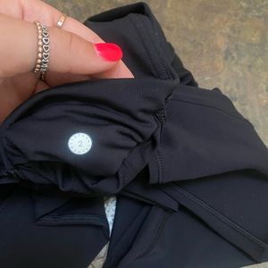 Fast and Free High-Rise Crop